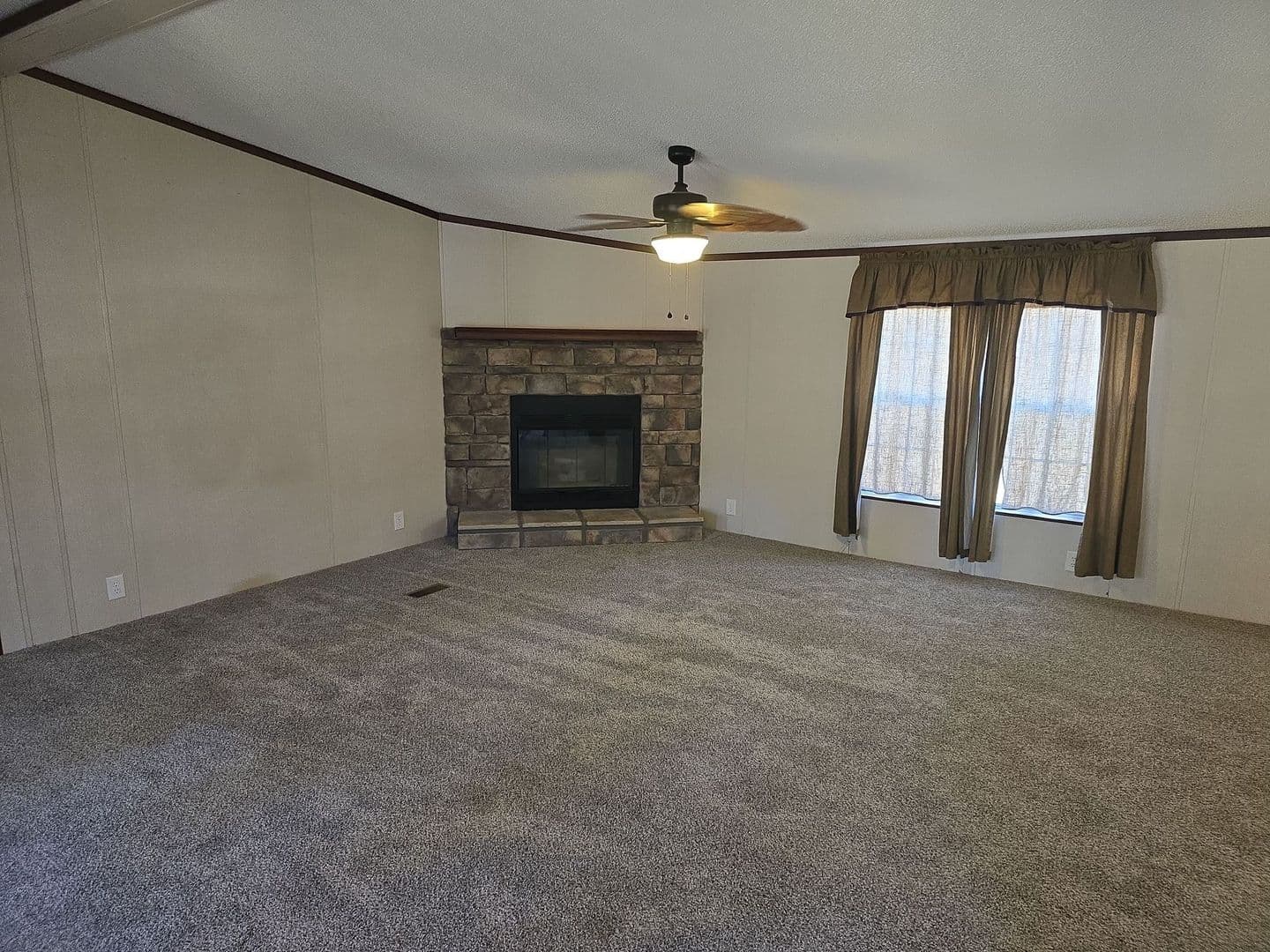Shreveport House: 8132 Trey Way