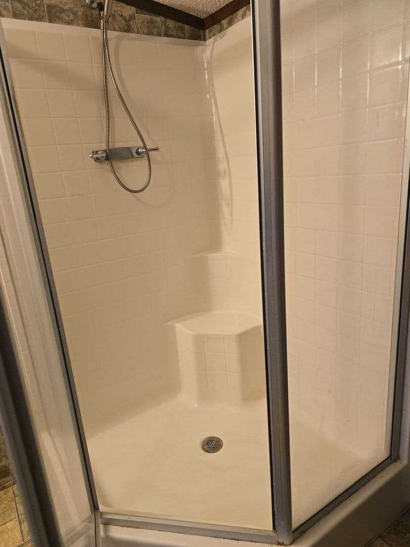 Shreveport House: 8132 Trey Way