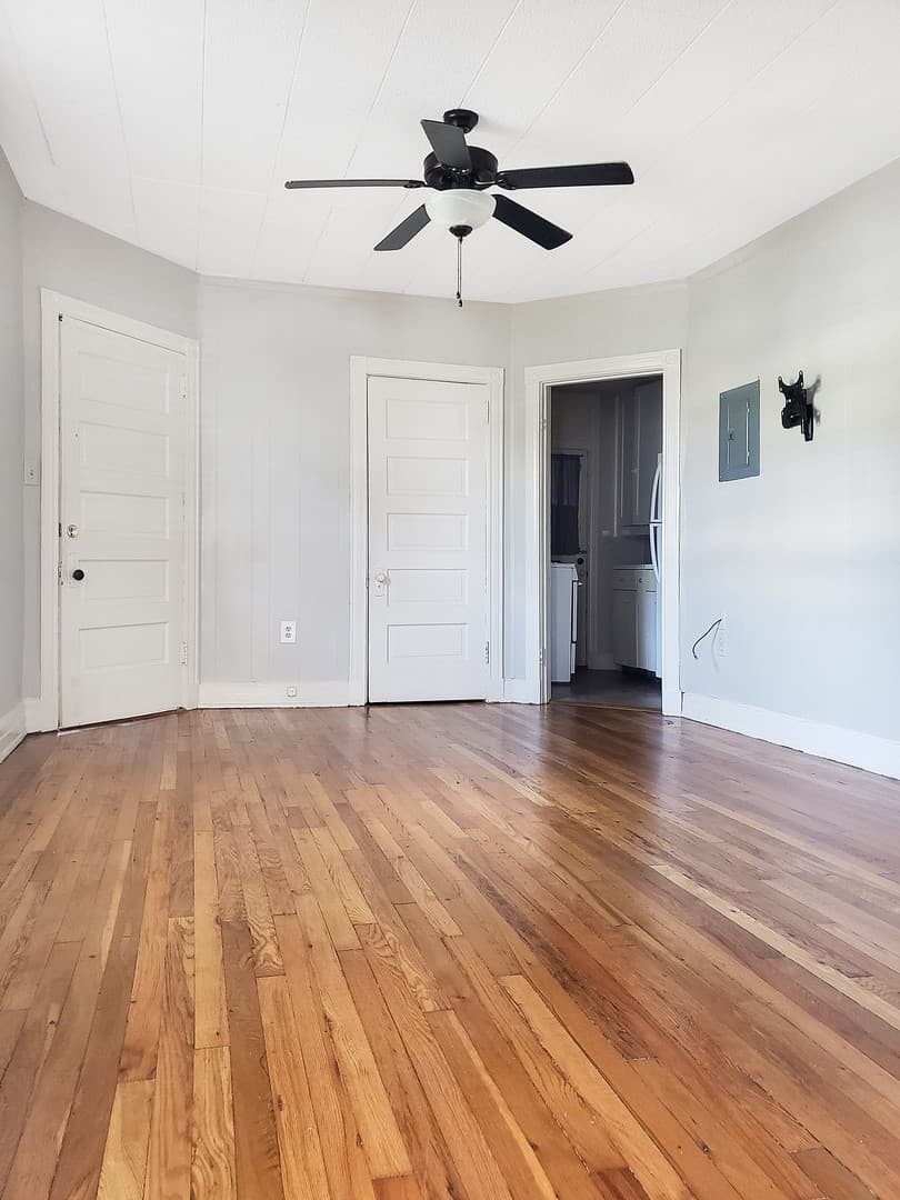 Huntsville Apartment: 120 Lincoln Street NE