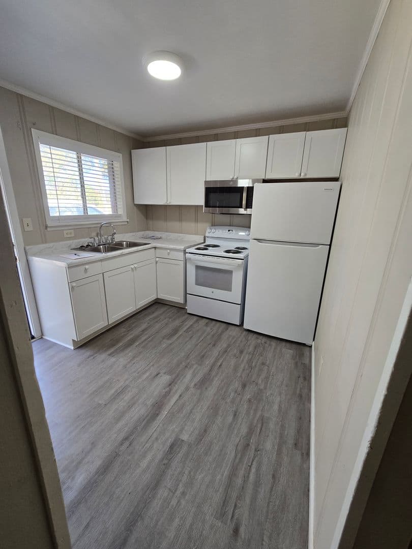 Huntsville Apartment: 801 Maysville Road
