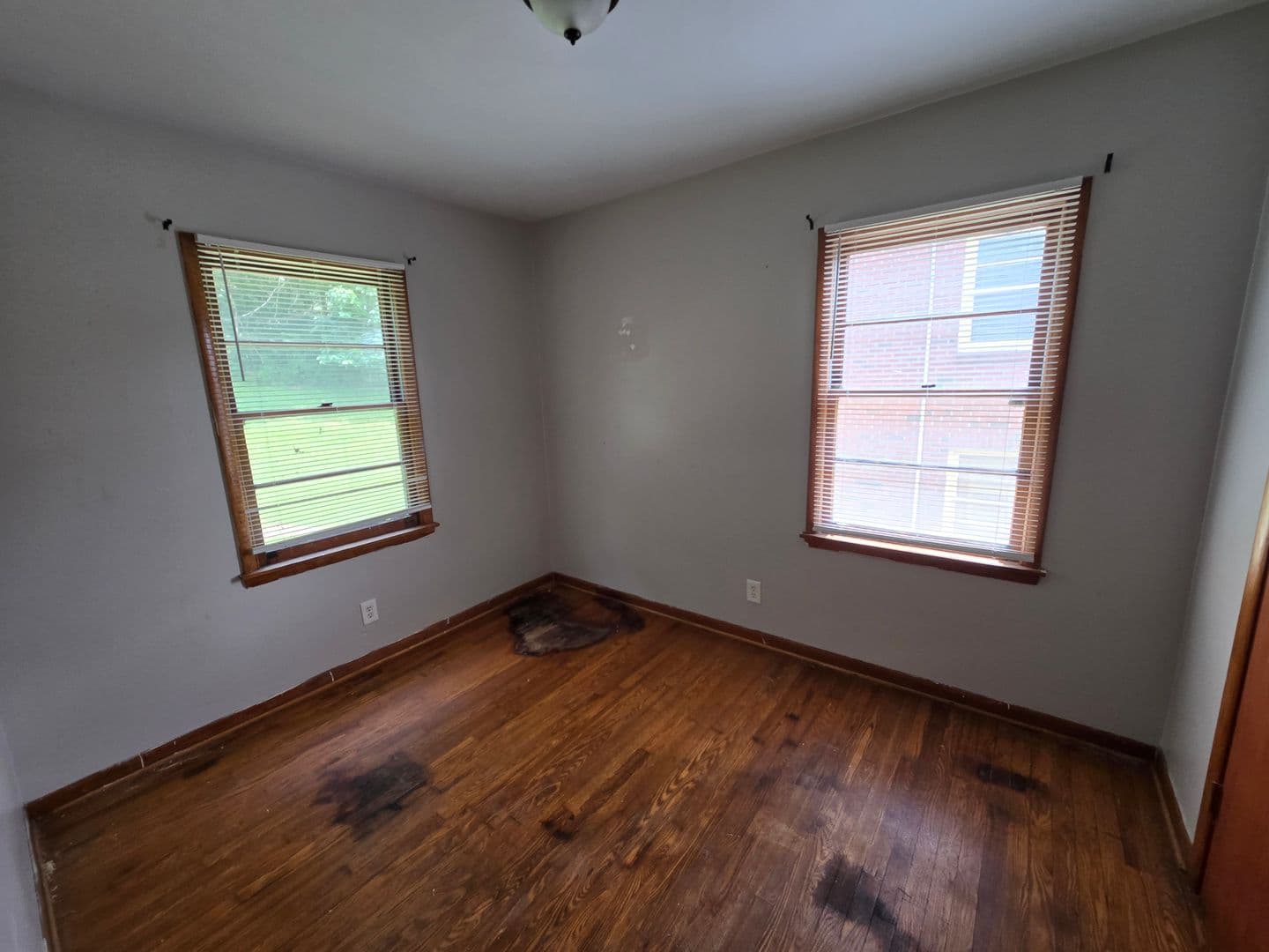 Huntsville Apartment: 102/104 Maysville Road