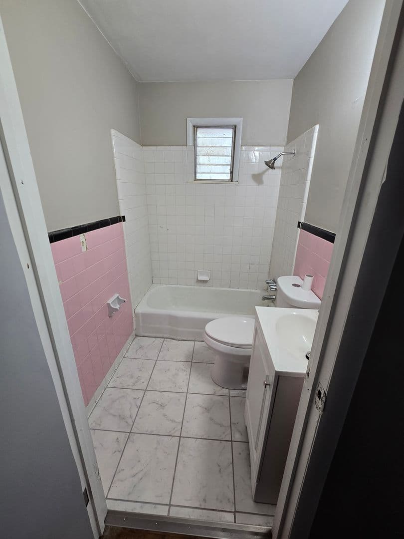 Huntsville Apartment: 801 Maysville Road