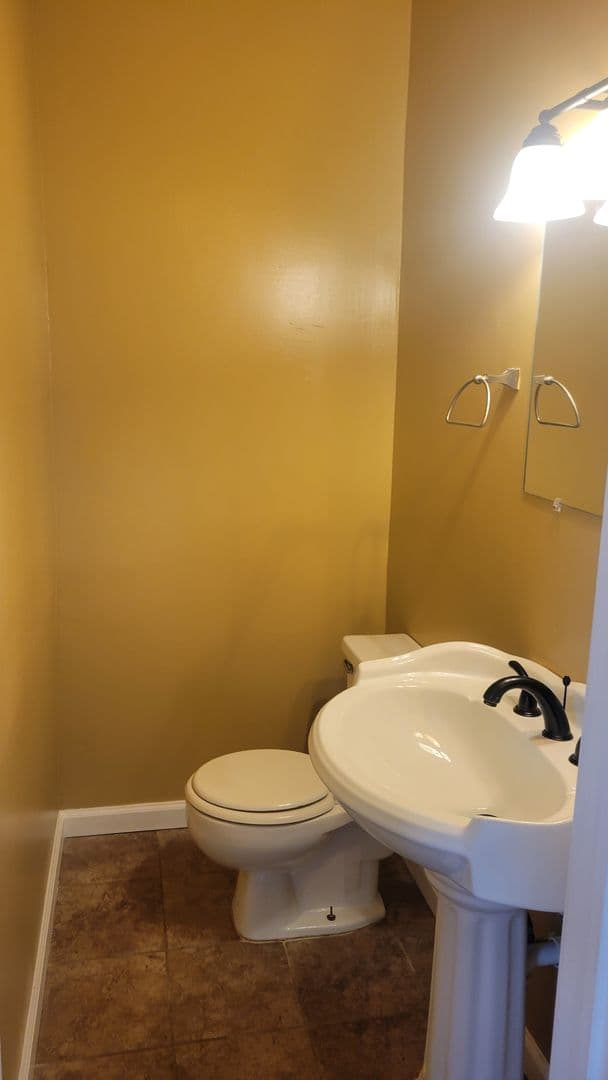 Huntsville Apartment: 803/805 McKinley Avenue