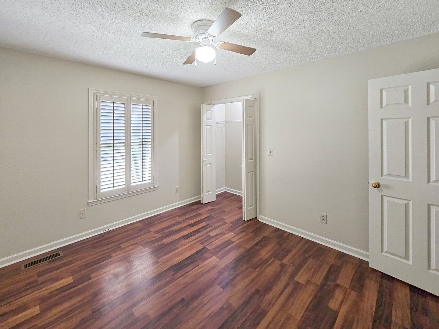 Huntsville House: 119 Wind Rush Road