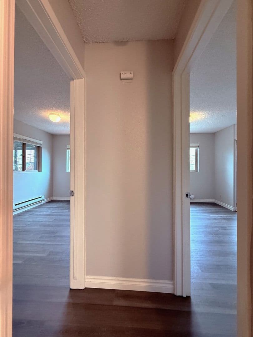 Seattle Apartment: 410 11th Ave