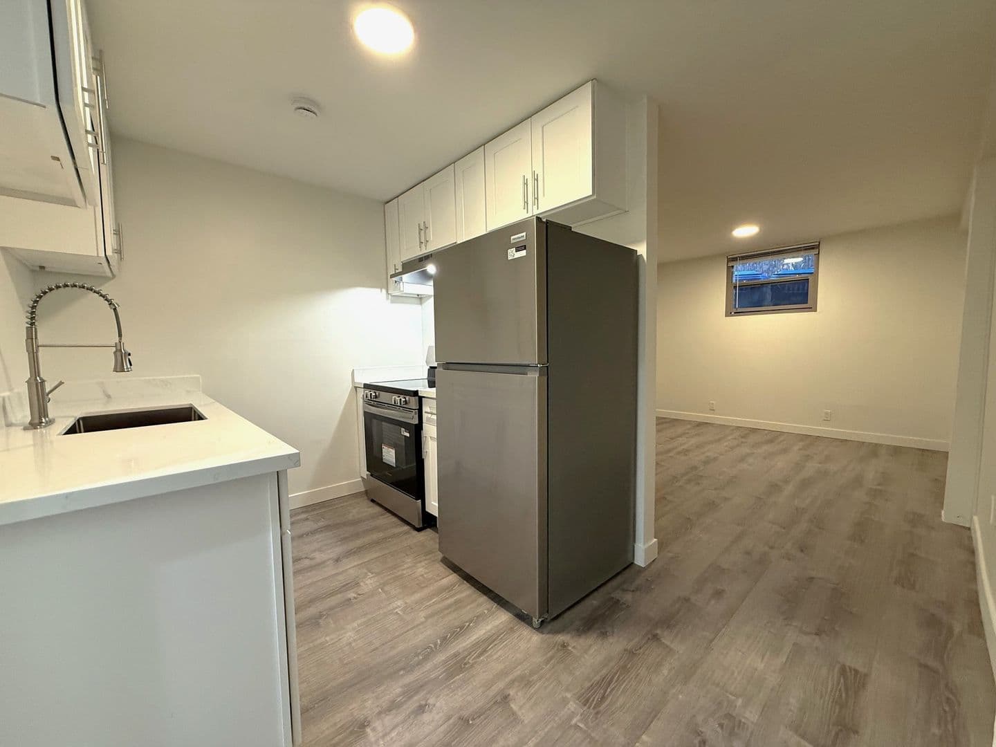 SEATTLE Apartment: 1215 E SPRING ST