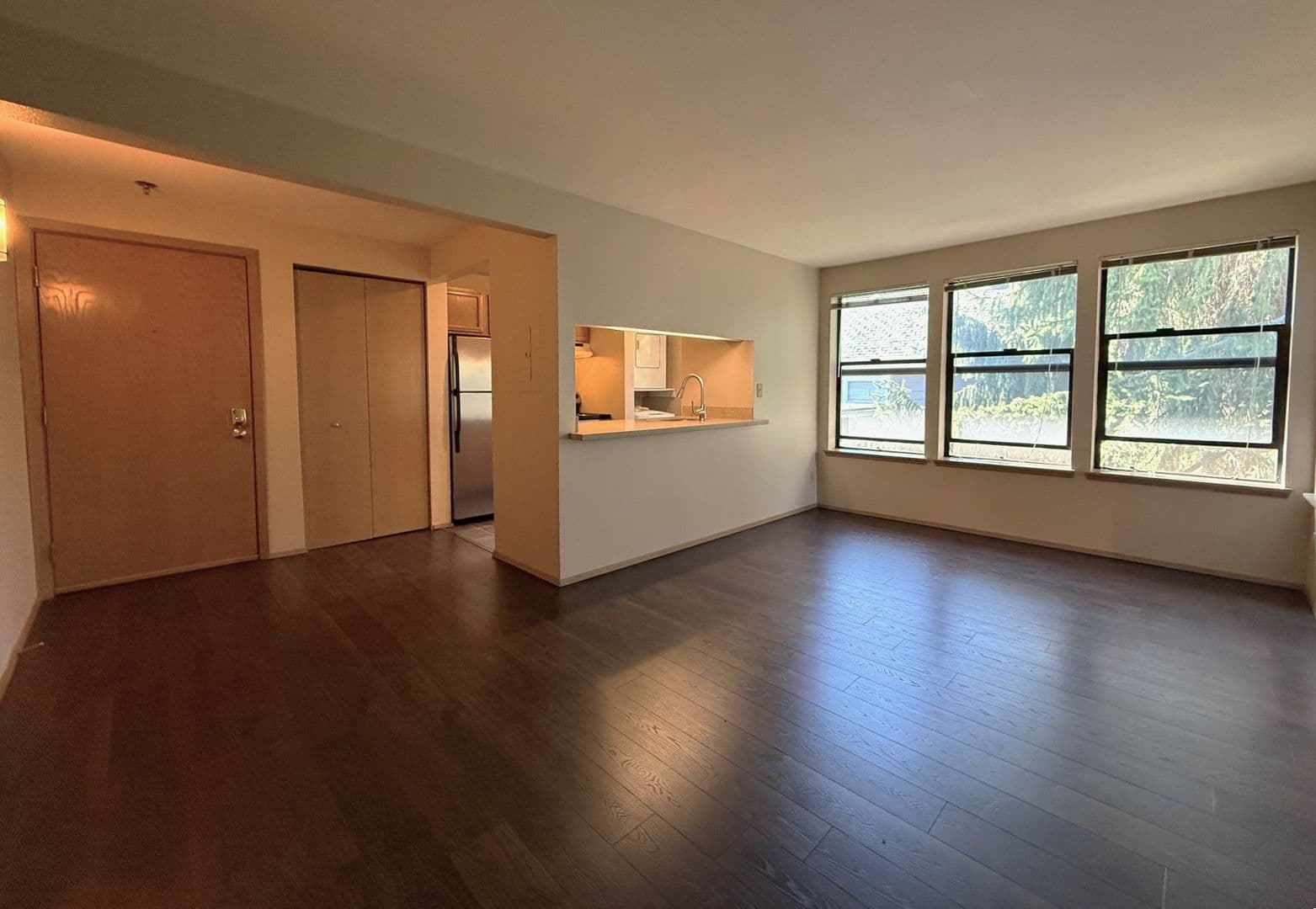SEATTLE Apartment: 2612 E MADISON ST