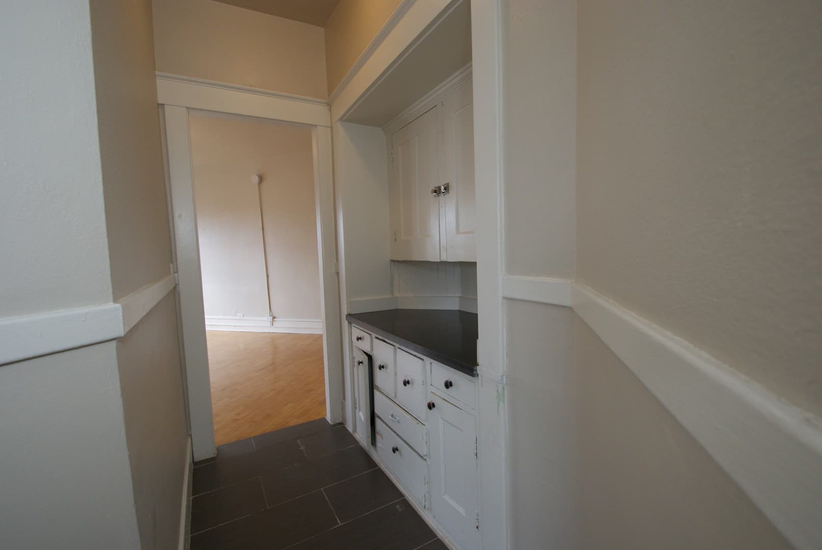 Tacoma Apartment: 629 St Helens Ave