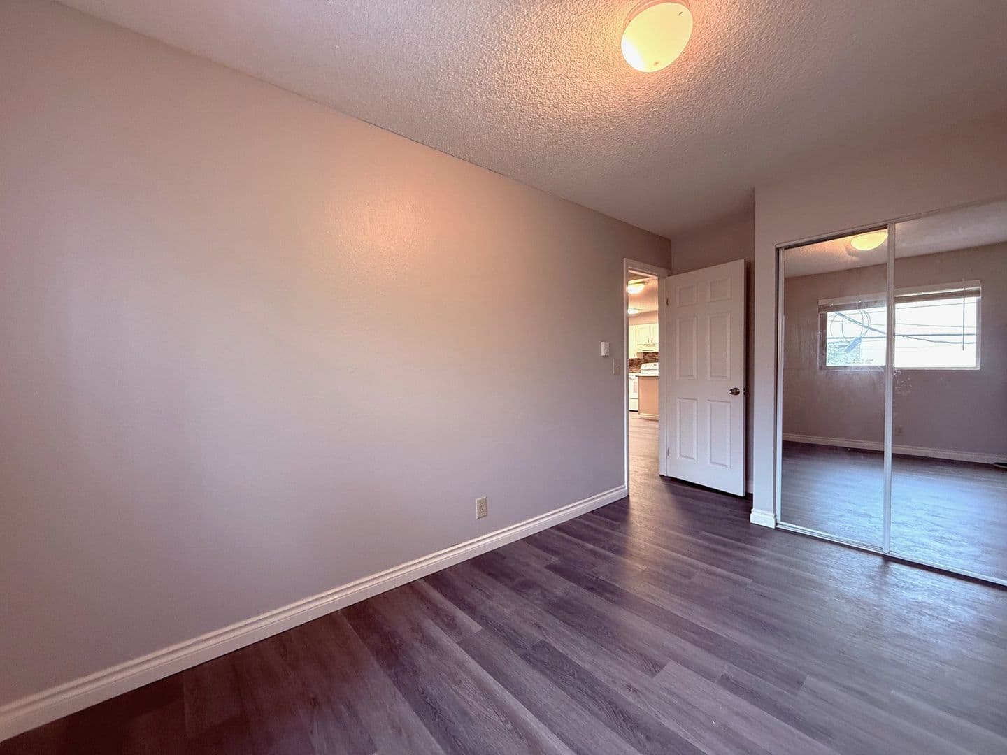 Seattle Apartment: 410 11th Ave