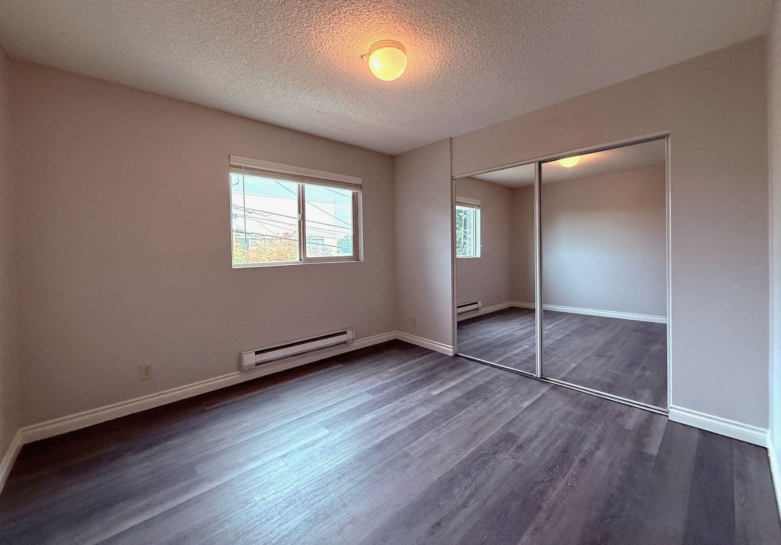 Seattle Apartment: 410 11th Ave