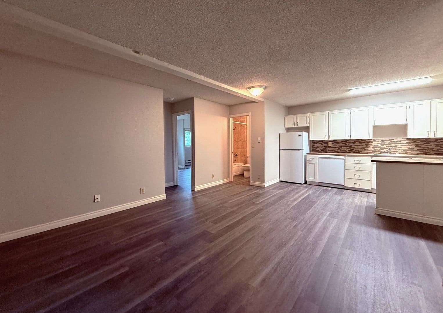 Seattle Apartment: 410 11th Ave