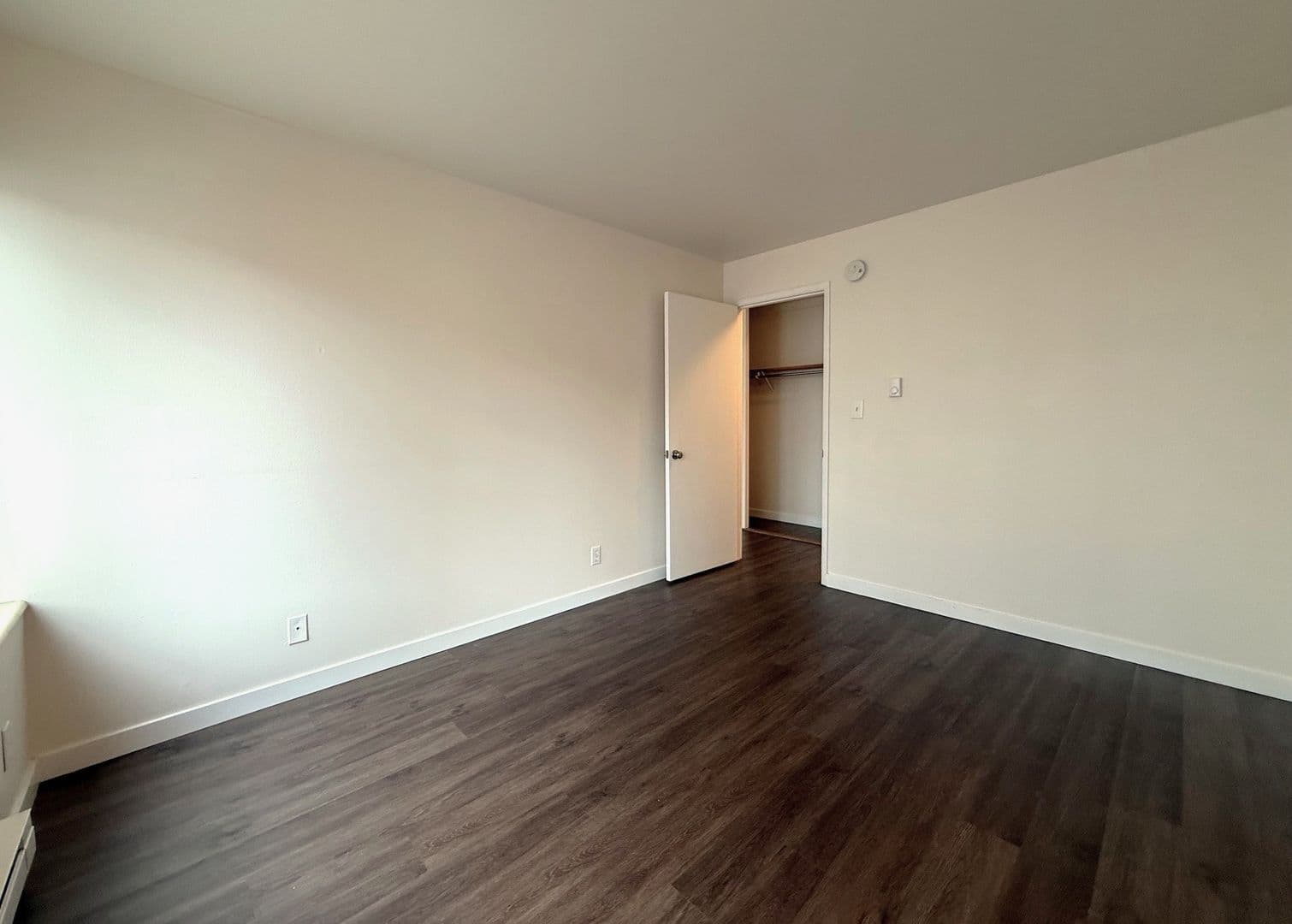 Seattle Apartment: 4225 11th Ave NE