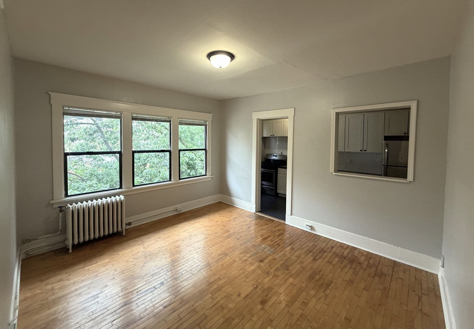 Tacoma Apartment: 629 St Helens Ave