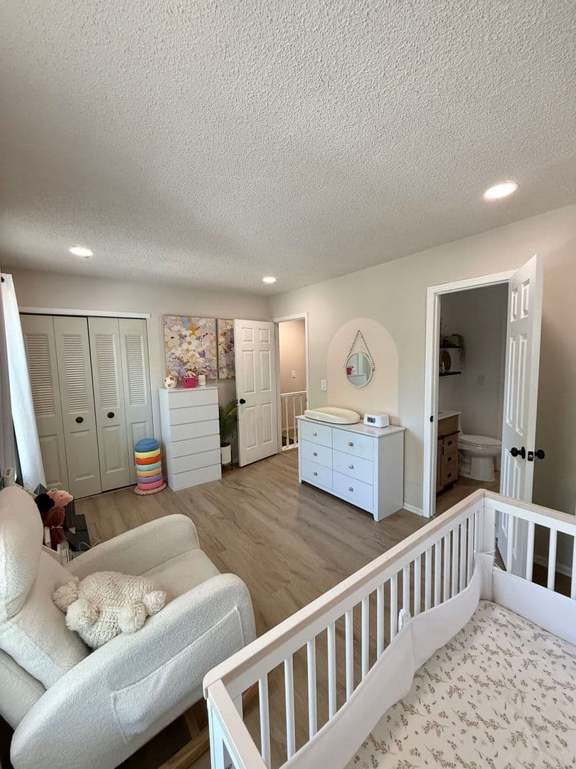 Galloway House: 17 Mohave Drive