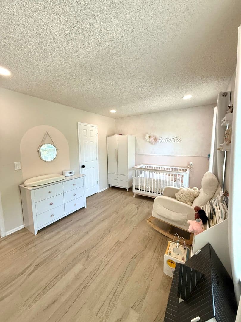 Galloway House: 17 Mohave Drive