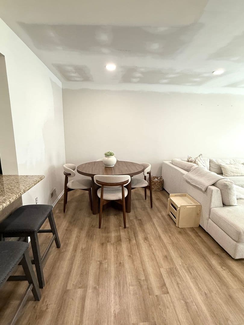 Galloway House: 17 Mohave Drive