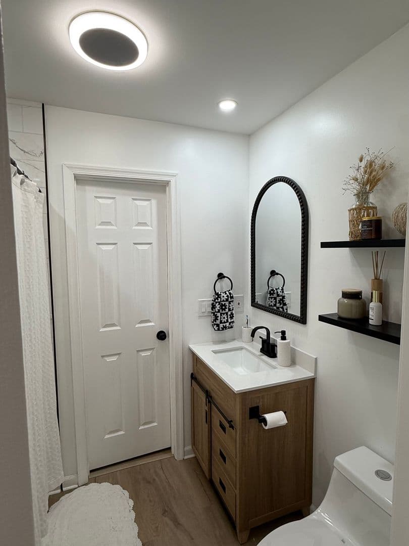 Galloway House: 17 Mohave Drive