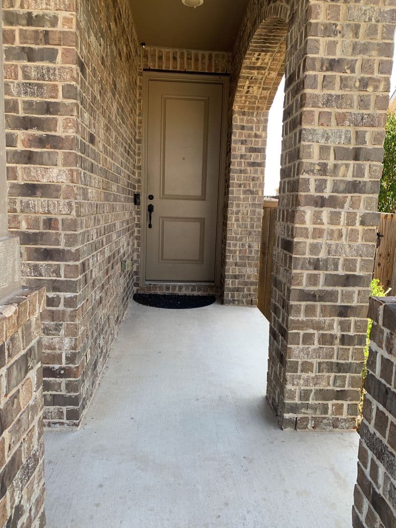 Kyle House: 231 Spinnaker Loop