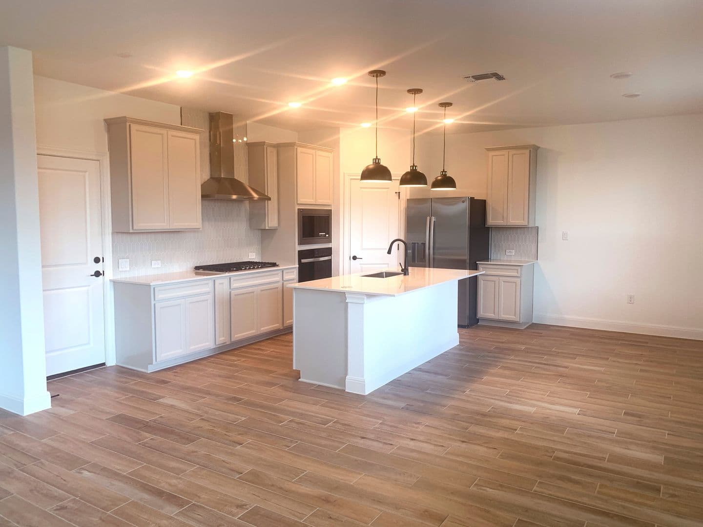 Manor House: 13301 Cerro Castellan Trce