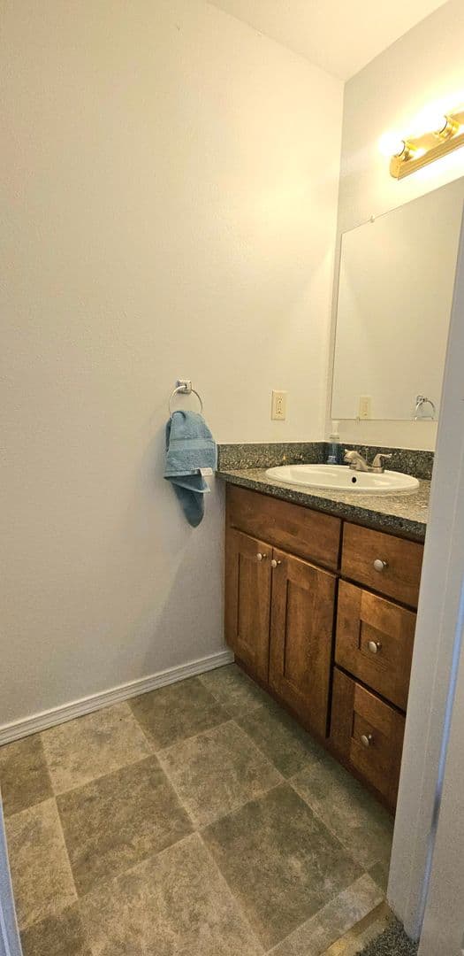 Des Moines Townhome: 21825 30th Ave S