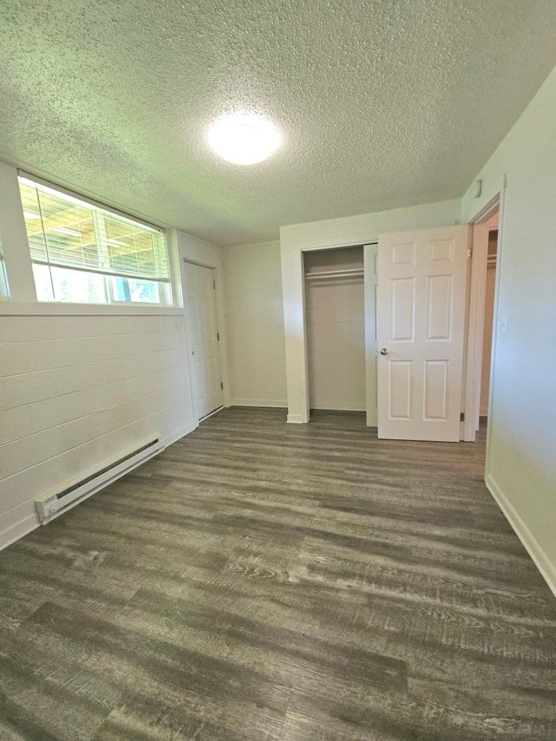 Eatonville Apartment: 40410 Meridian East - 9