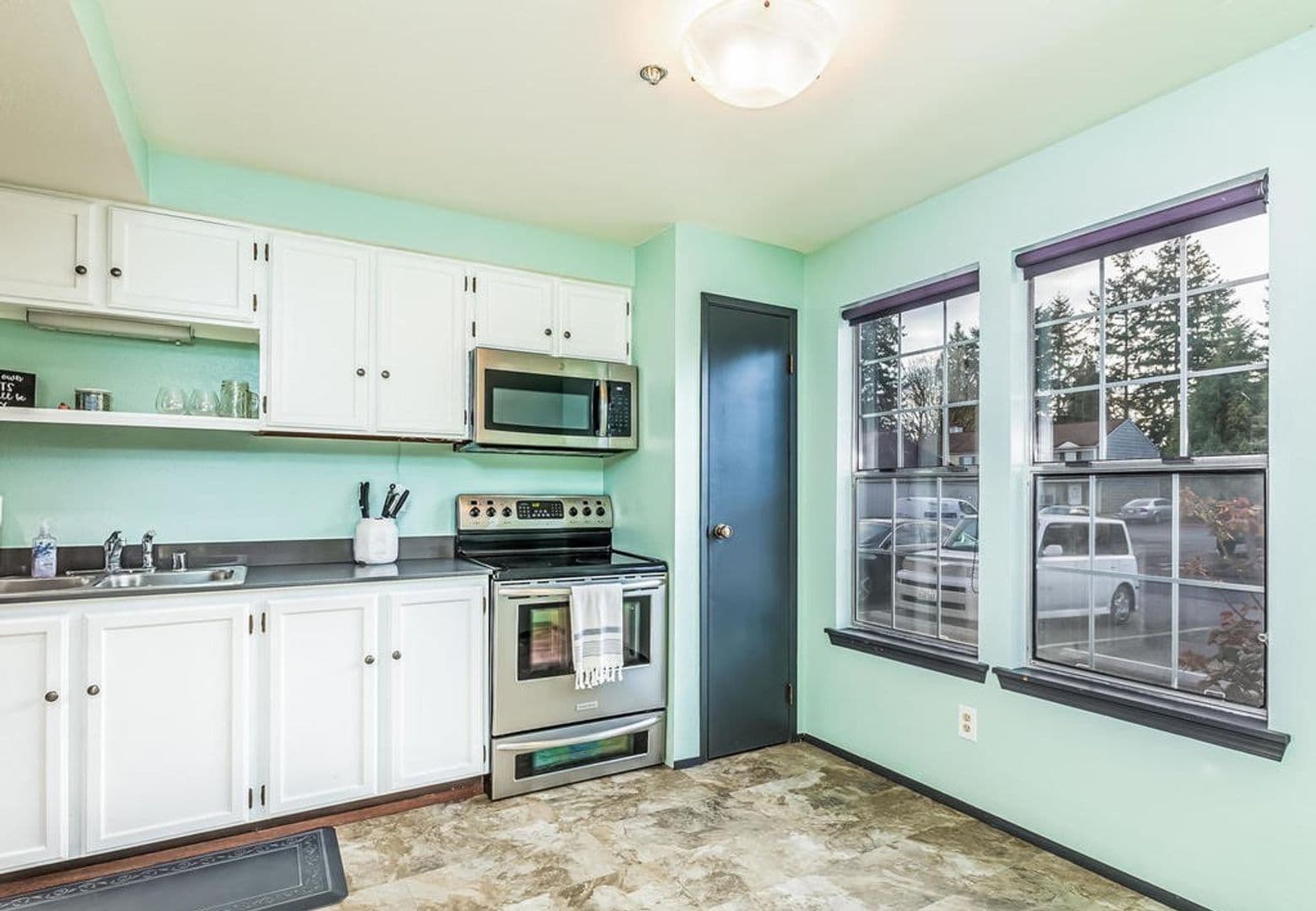 Kent Townhome: 27022 47th Ave S., #106