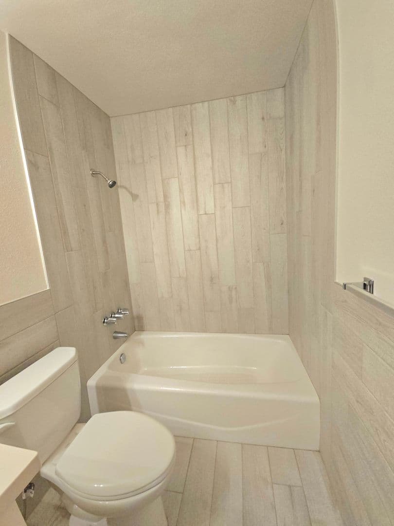 Eatonville Apartment: 40410 Meridian East - 9