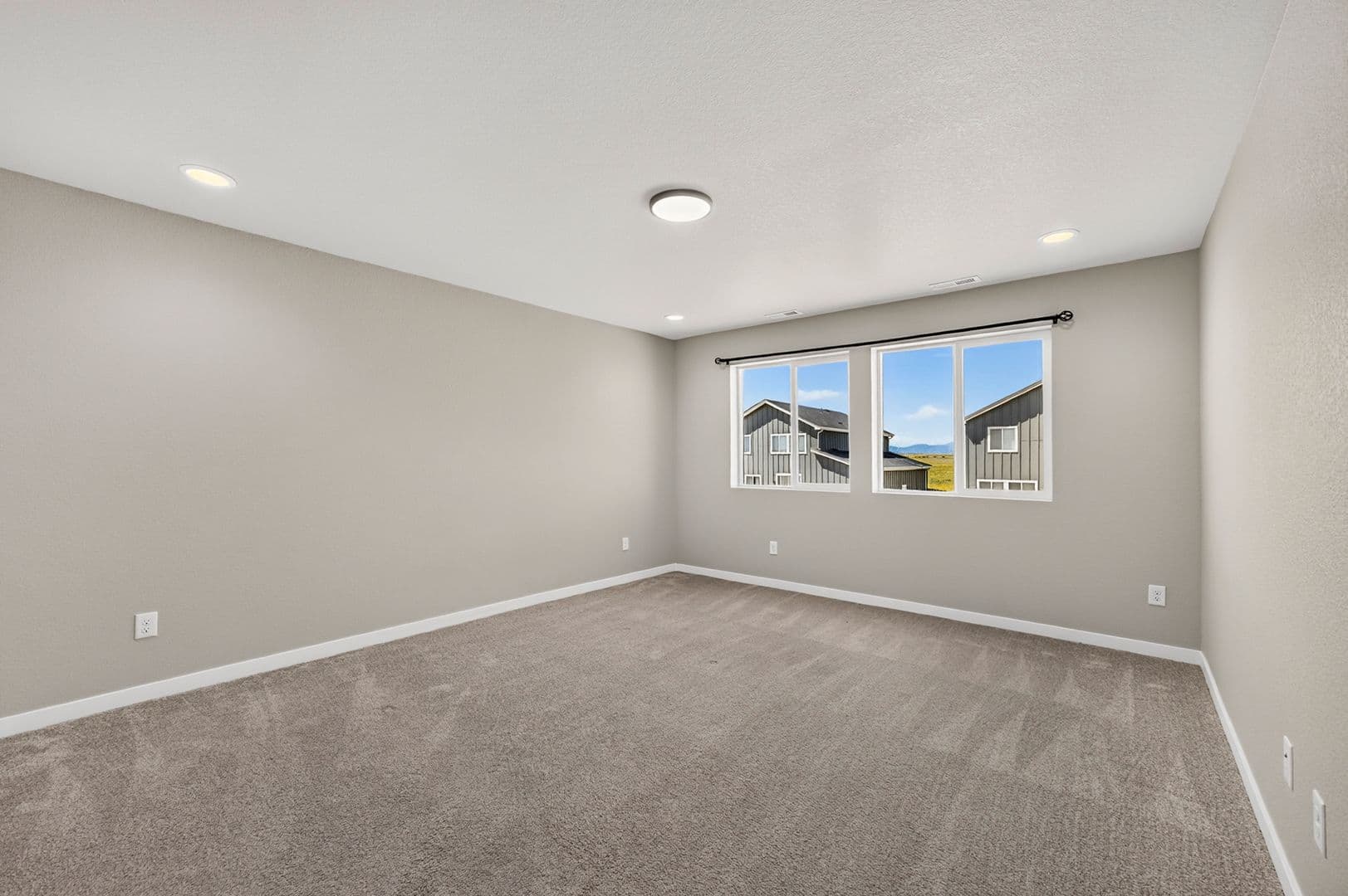 Ellicott House: 466 Indian Grass St