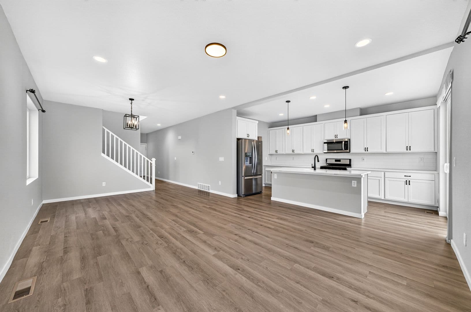 Ellicott House: 466 Indian Grass St