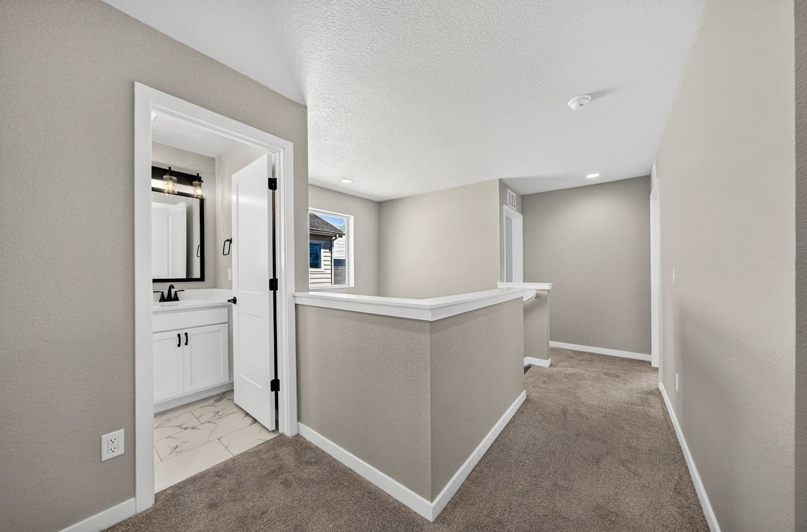 Ellicott House: 466 Indian Grass St