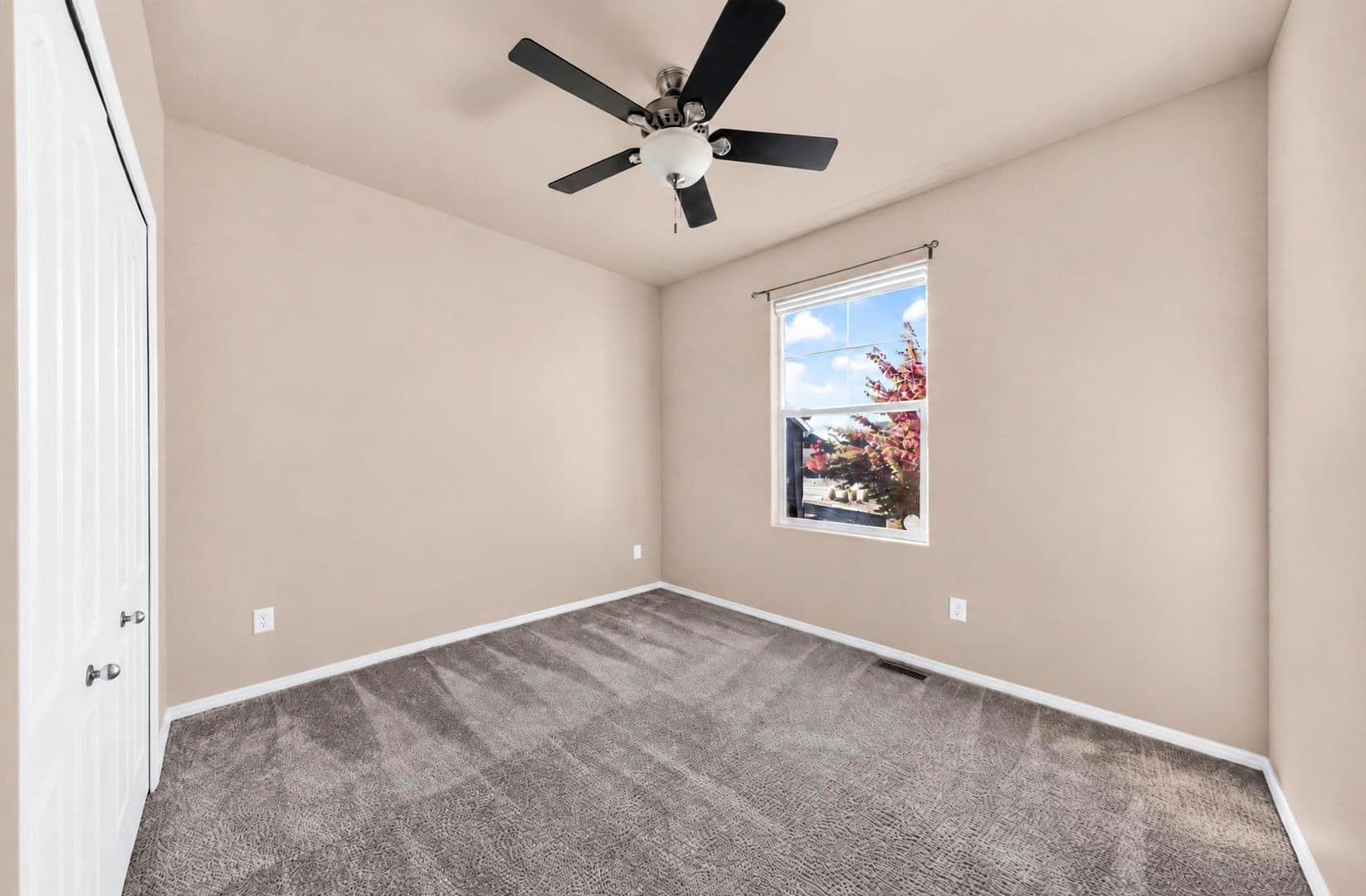 Peyton House: 10637 Mt Emerald Dr