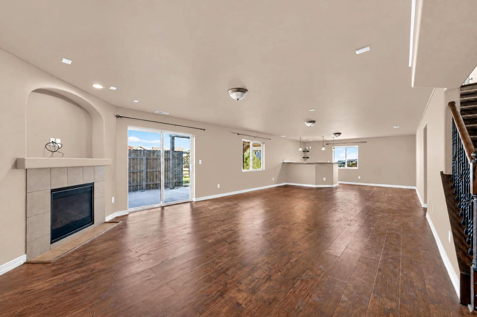 Peyton House: 10637 Mt Emerald Dr