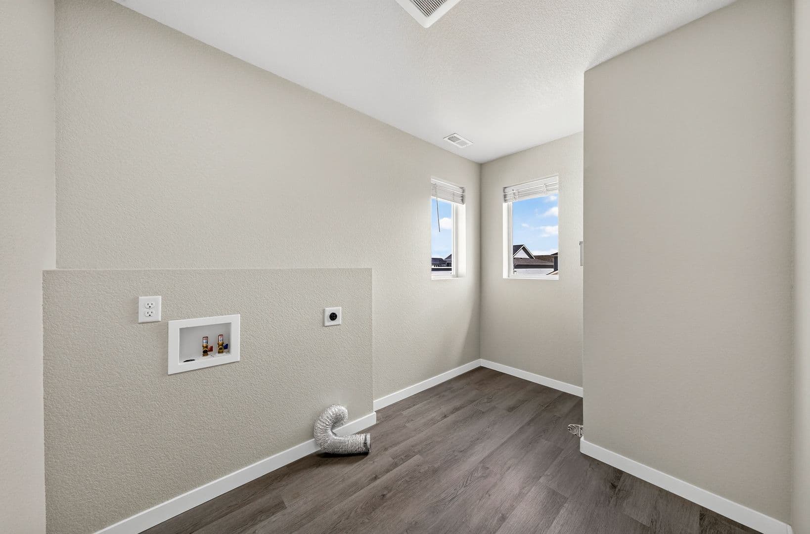 Ellicott House: 466 Indian Grass St