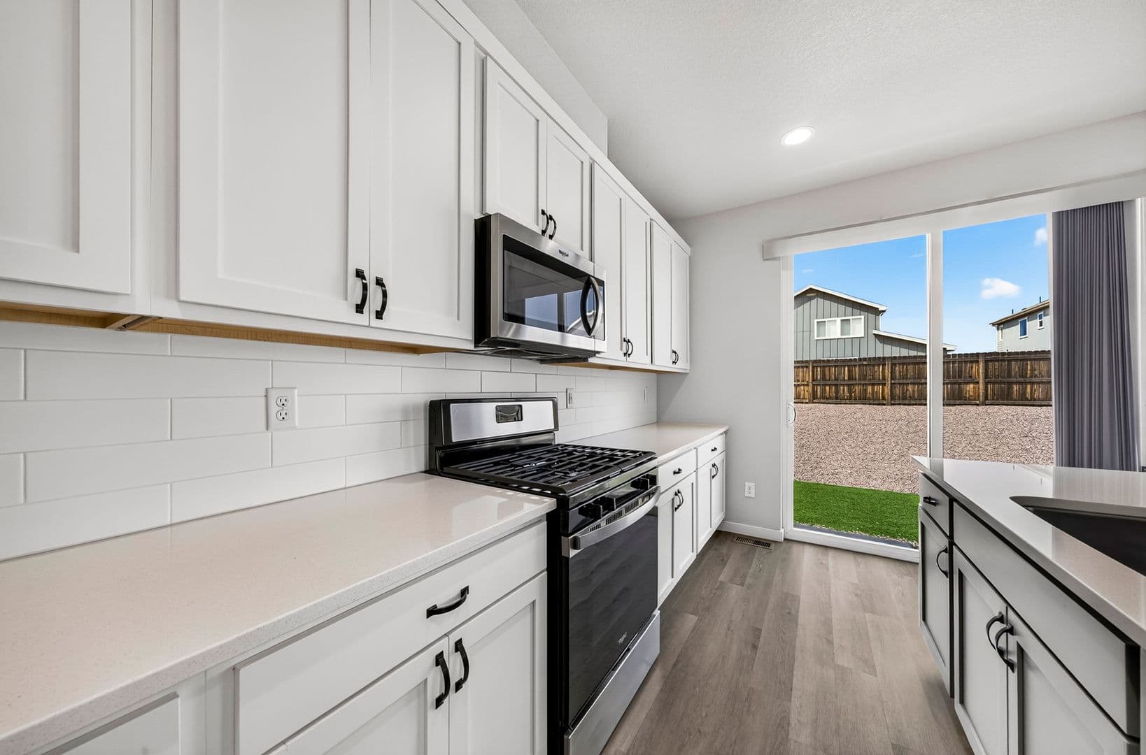 Ellicott House: 466 Indian Grass St