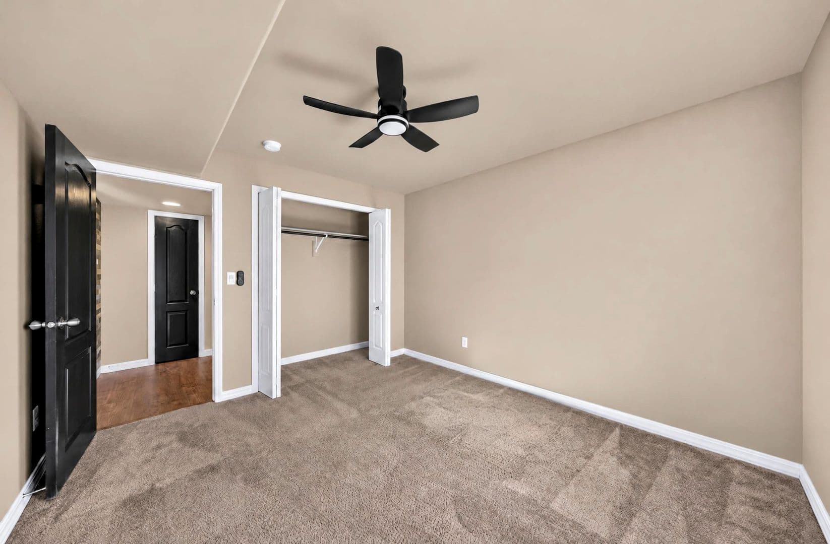 Peyton House: 10637 Mt Emerald Dr