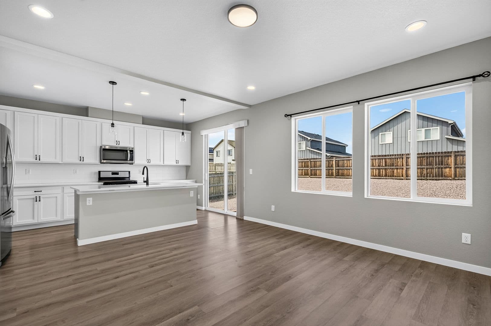 Ellicott House: 466 Indian Grass St