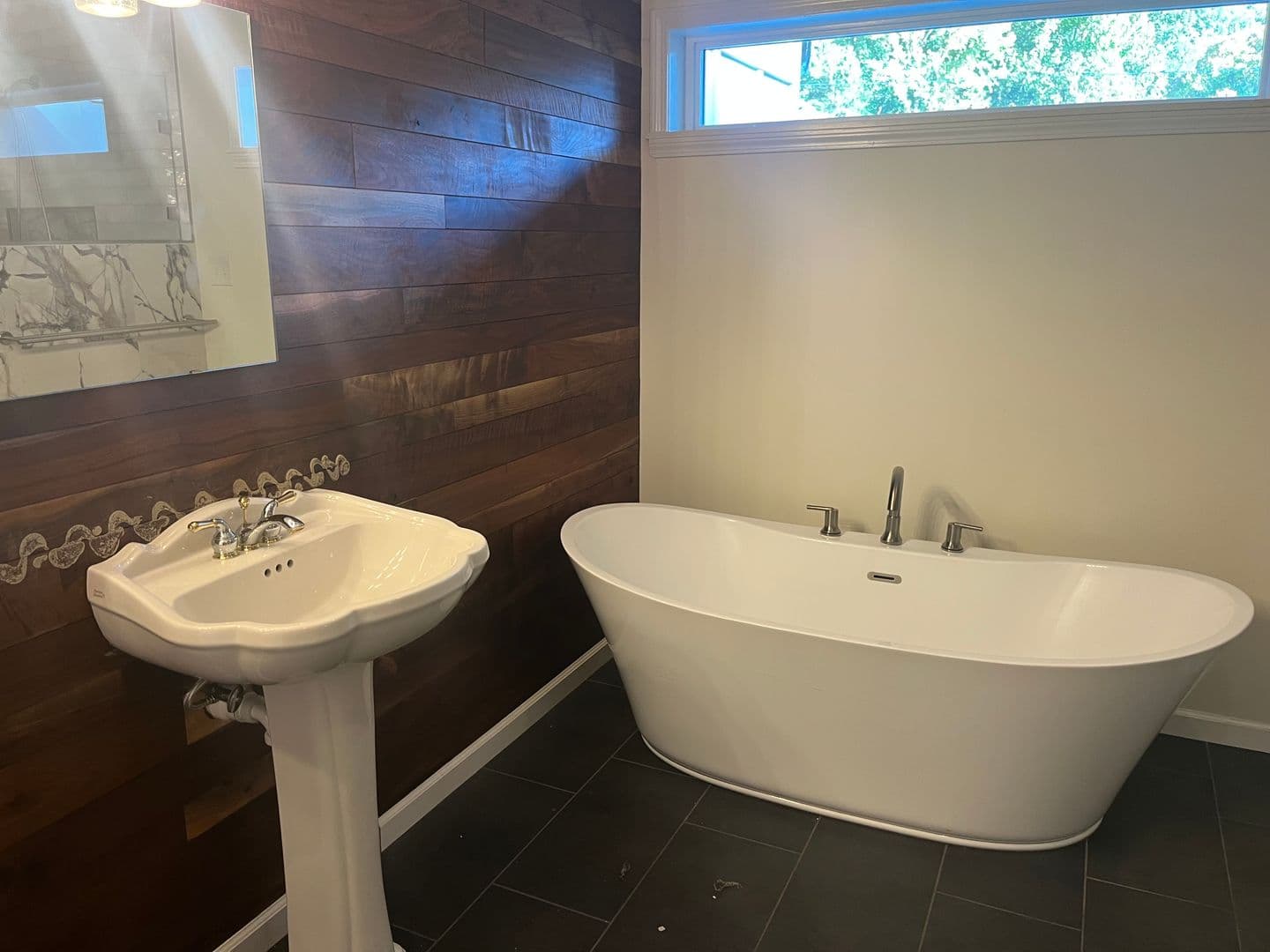 Matthews House: 15333 Idlewild Rd