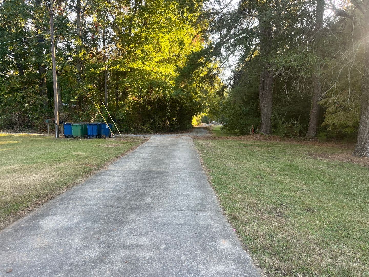 Matthews House: 15333 Idlewild Rd