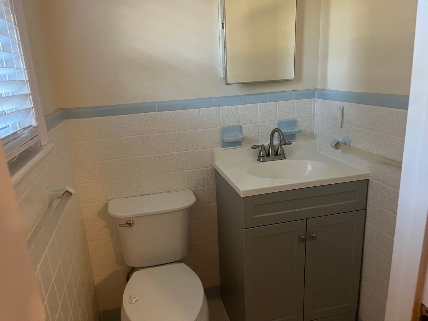 Matthews House: 15333 Idlewild Rd