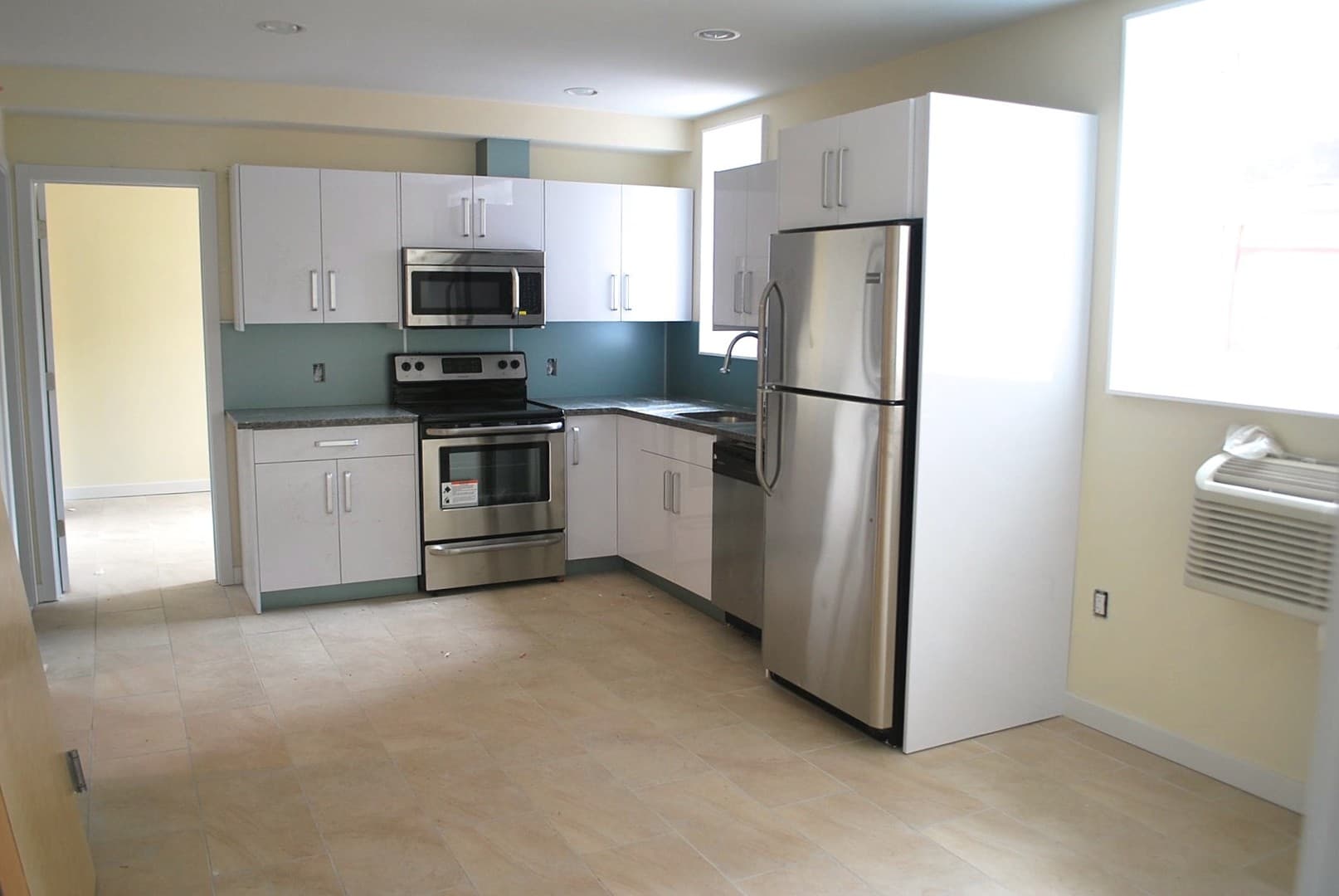 Philadelphia Apartment: 241 S 49th St.