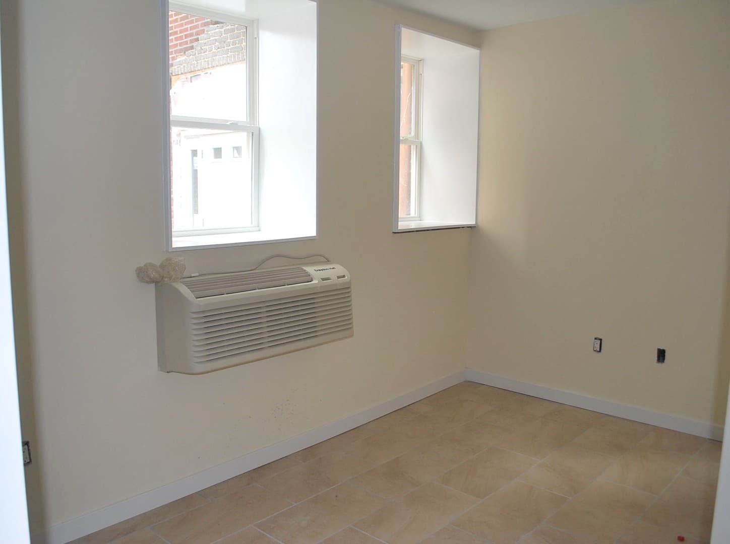 Philadelphia Apartment: 241 S 49th St.