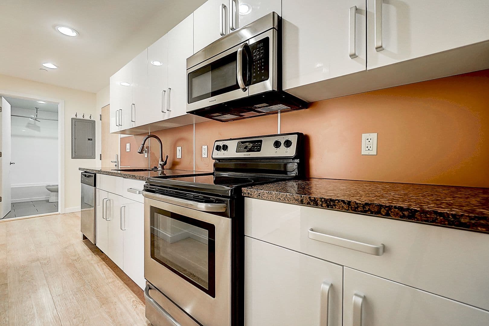 Philadelphia Apartment: 241 S 49th St.