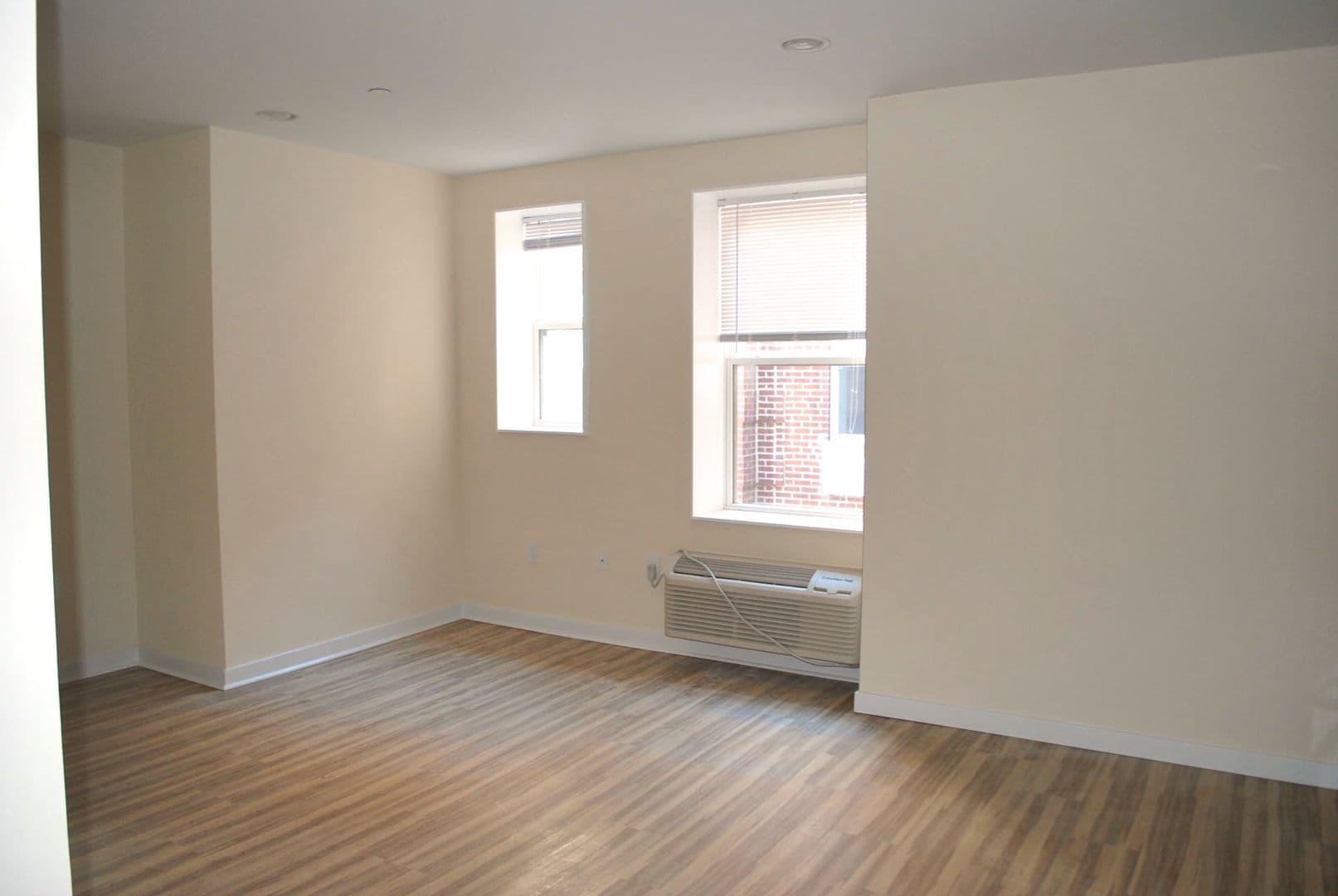 Philadelphia Apartment: 241 S 49th St.