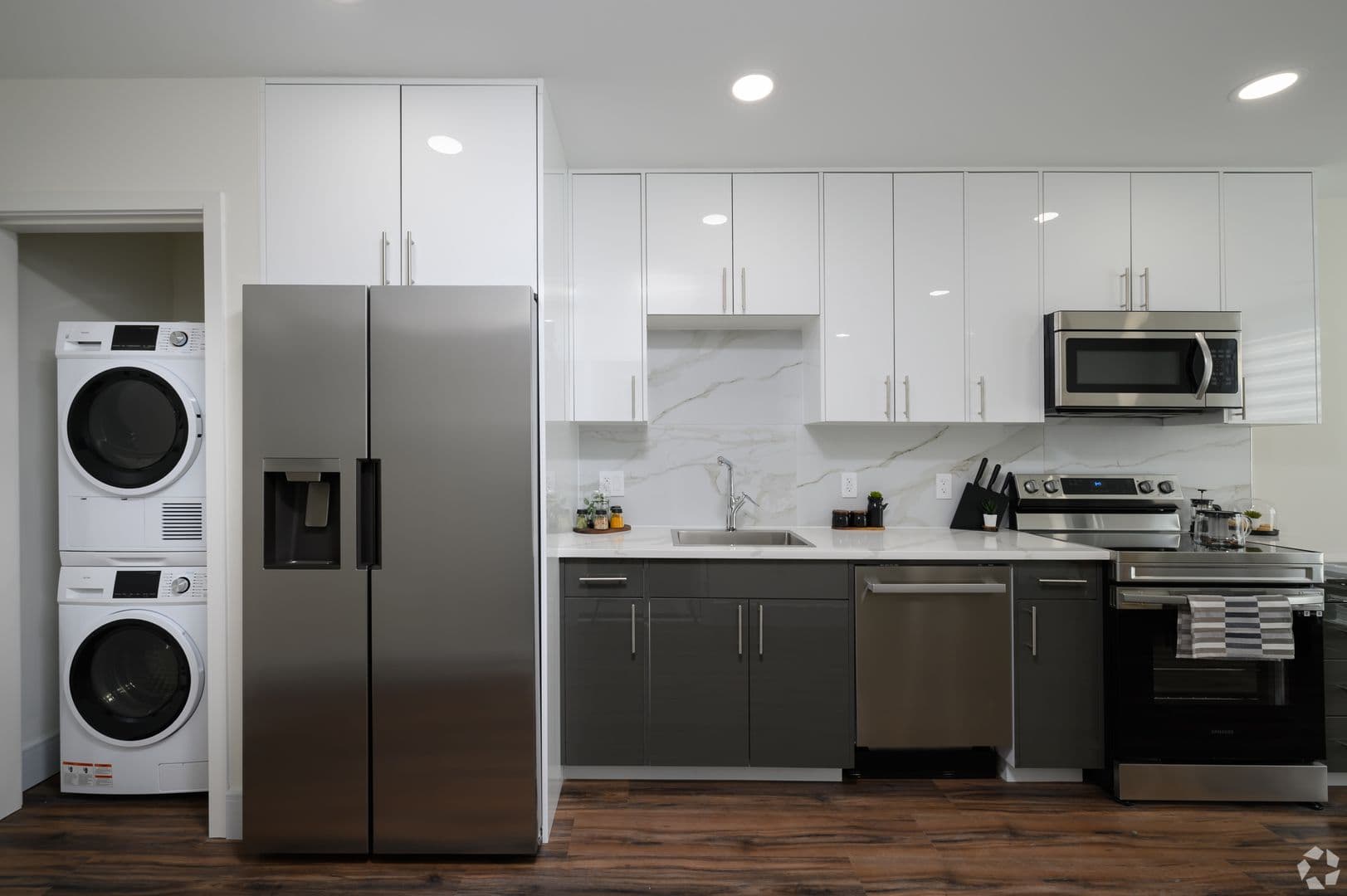 Philadelphia Apartment: 4900-34 Spruce St