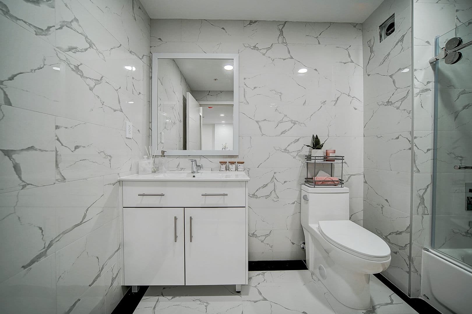 Philadelphia Apartment: 4900-34 Spruce St
