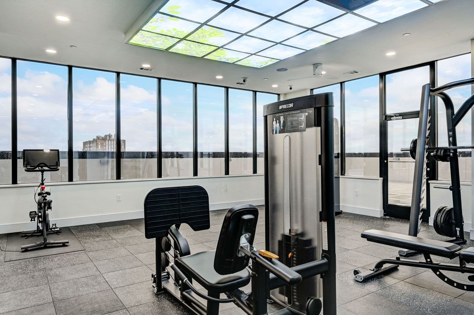 Philadelphia Apartment: 4900-34 Spruce St