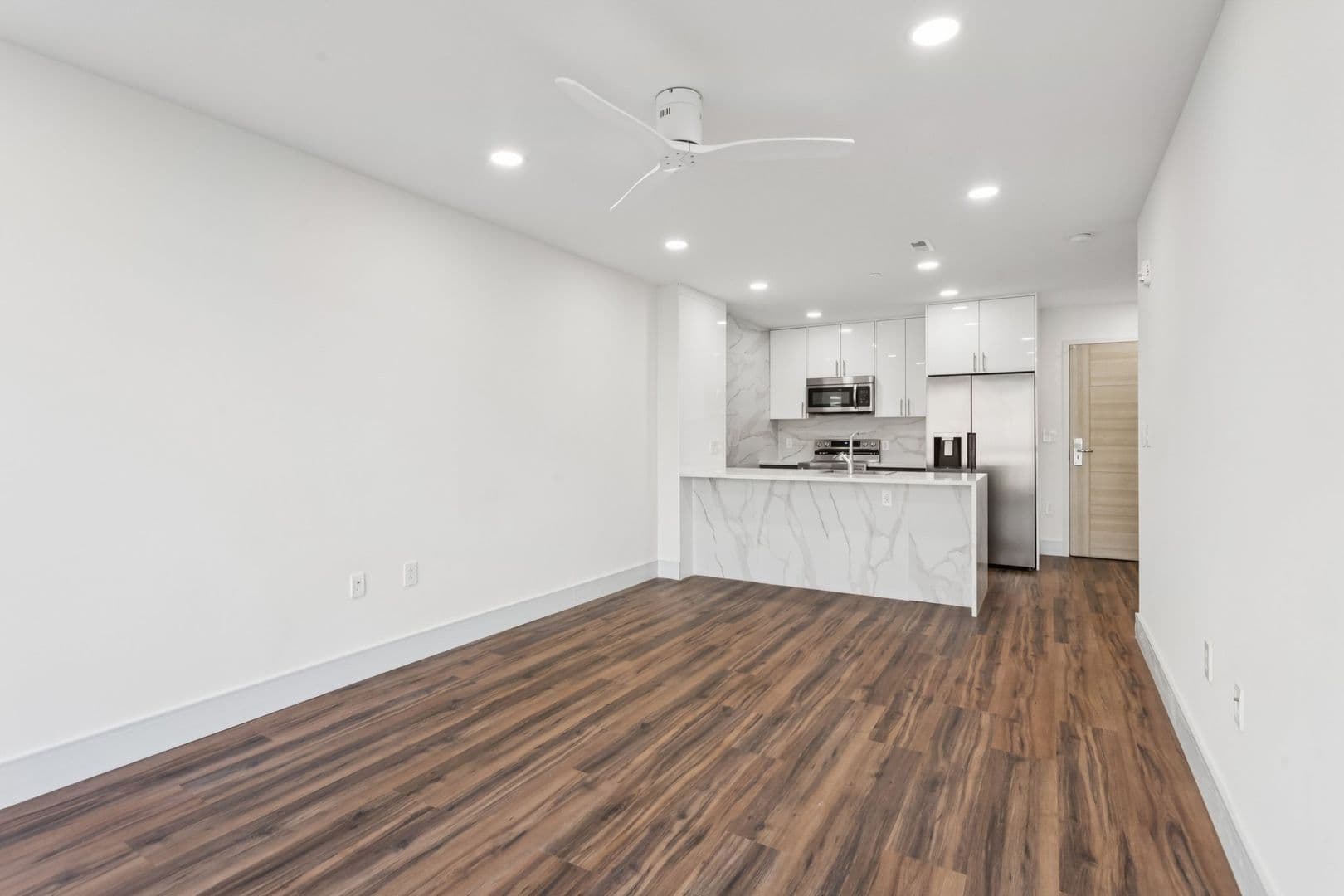 Philadelphia Apartment: 4900-34 Spruce St