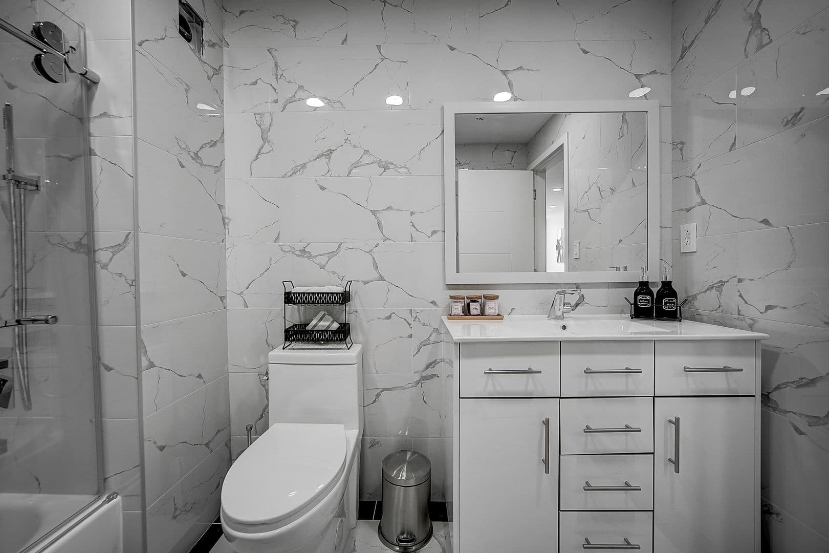 Philadelphia Apartment: 4900-34 Spruce St
