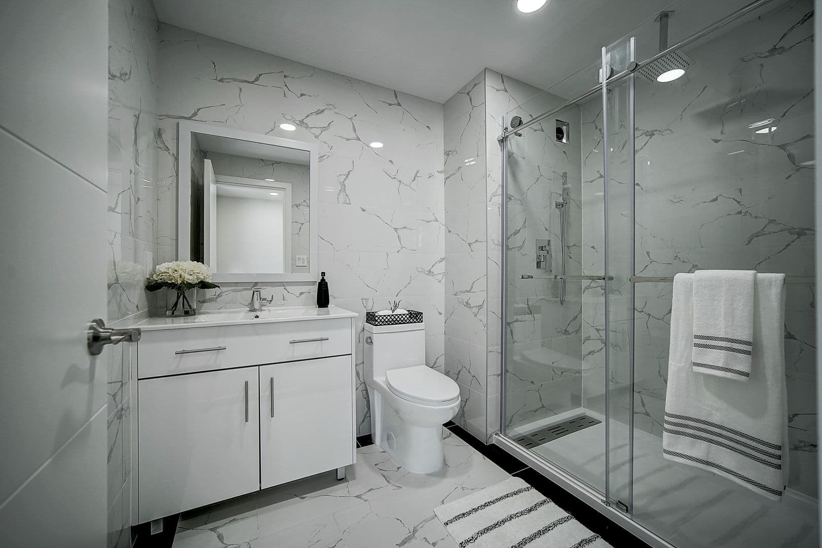 Philadelphia Apartment: 4900-34 Spruce St