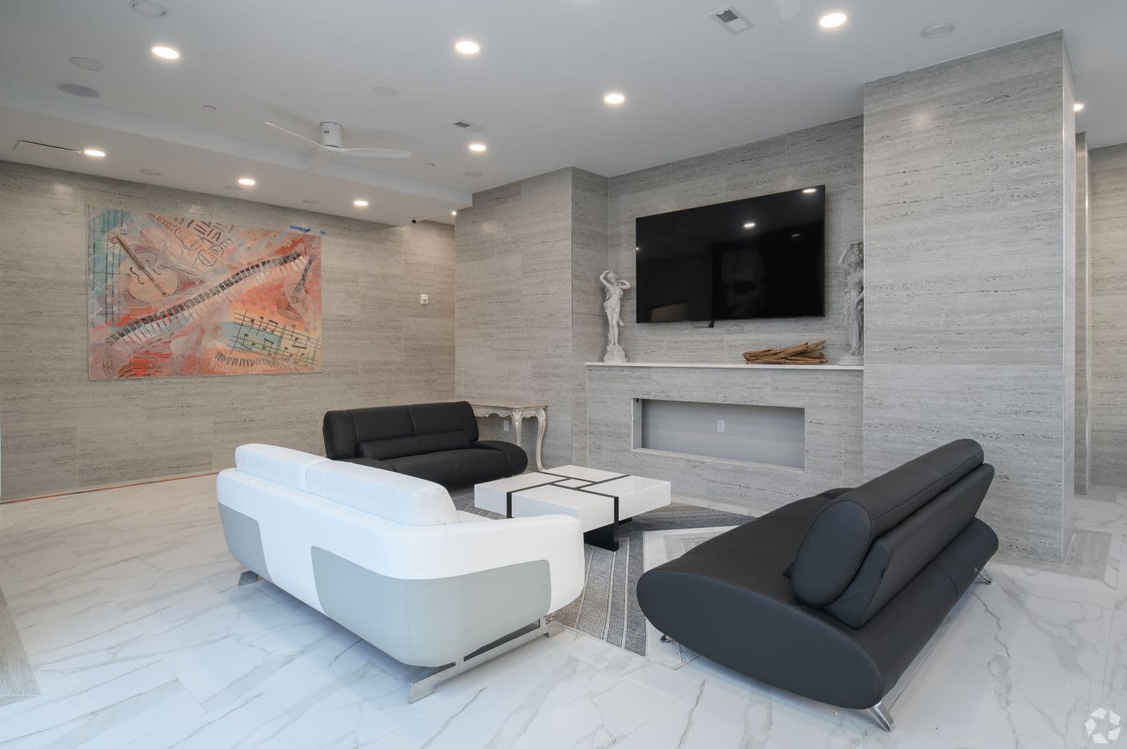 Philadelphia Apartment: 4900-34 Spruce St